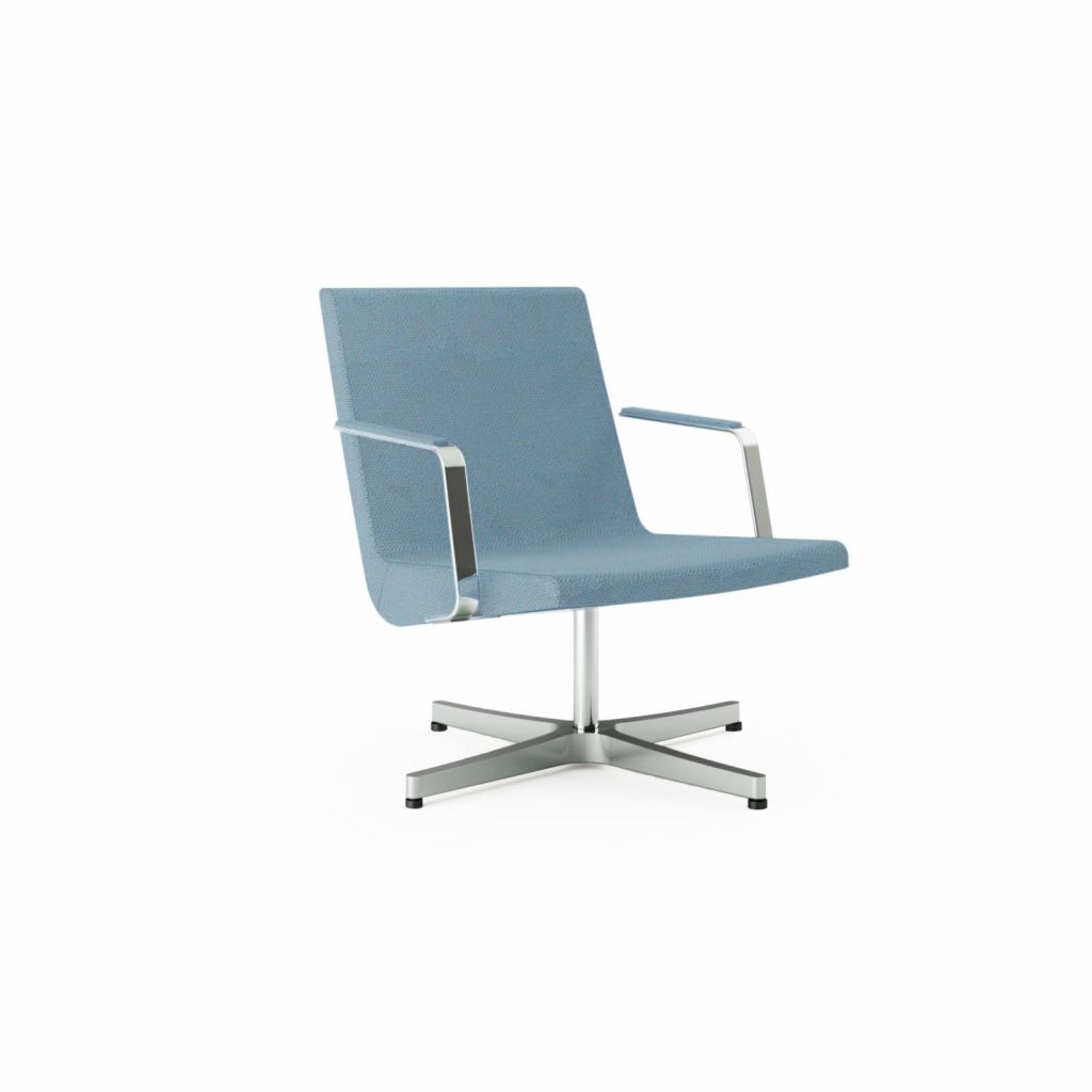 Woods Lounge chair with swivel base