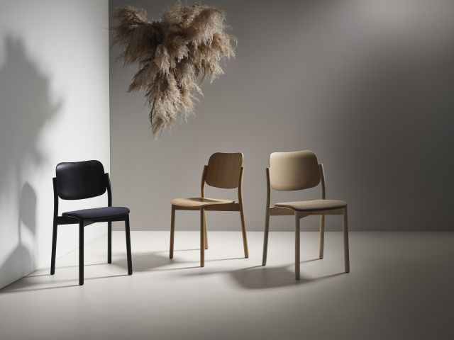 Zoe – A Nordic Ecolabelled wooden chair in several variants